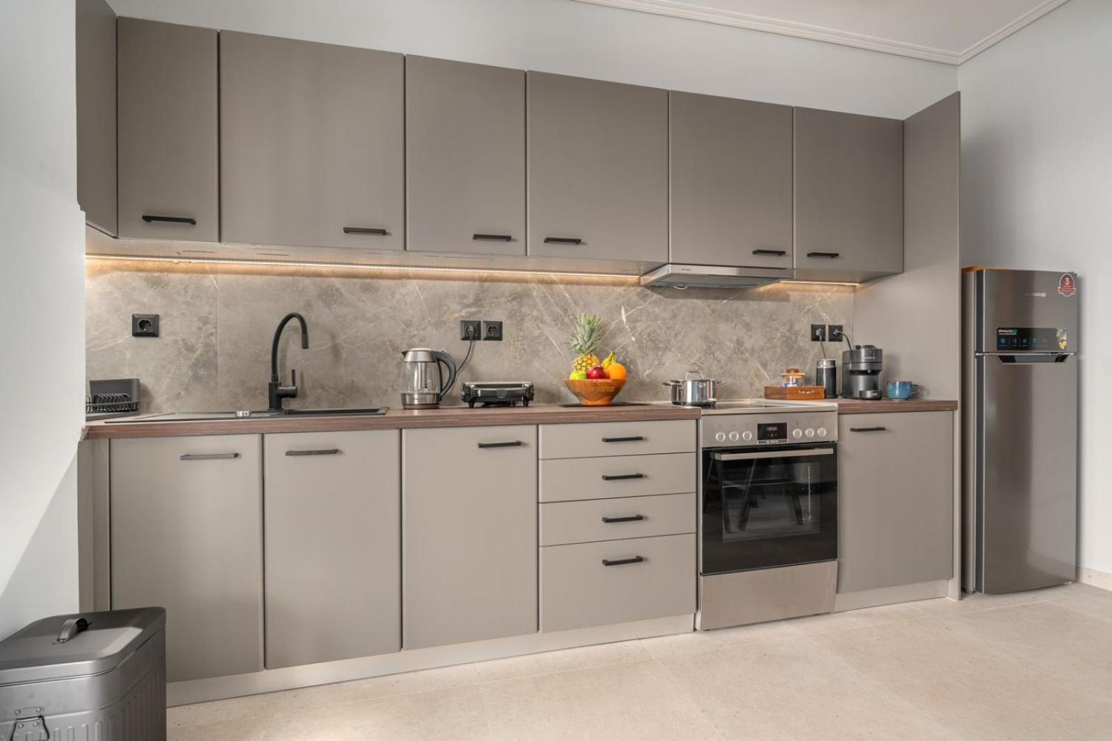 Luxurious Coastal Retreat In Central Glyfada Athens Ngoại thất bức ảnh