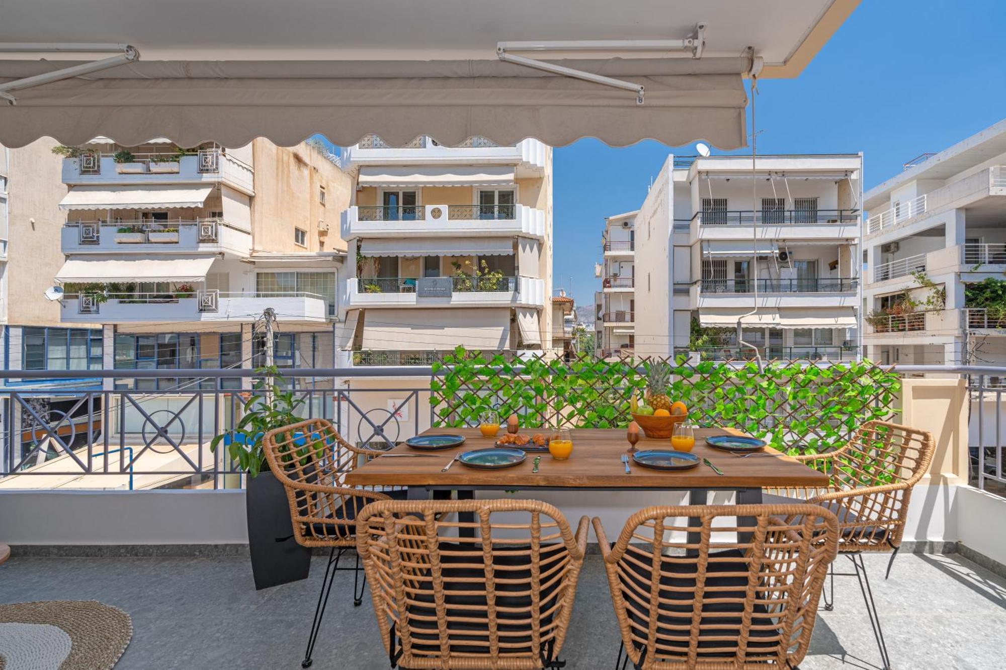 Luxurious Coastal Retreat In Central Glyfada Athens Ngoại thất bức ảnh